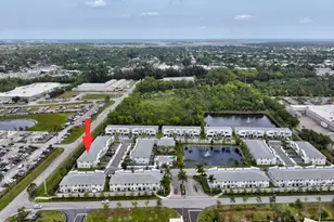 2401 SE Tarvest Wy, Stuart, FL 34997 - Photo 47