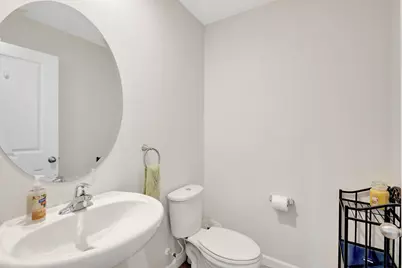 2401 SE Tarvest Way, Stuart, FL 34997 - Photo 13