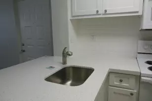 738 Executive Center Dr, West Palm Beach, FL 33401 - Photo 3