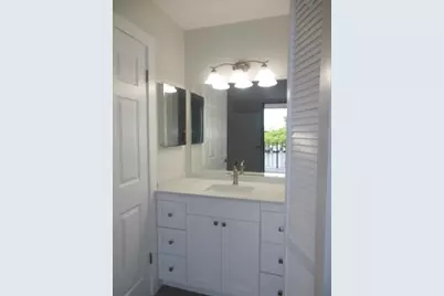 738 Executive Center Drive #35, West Palm Beach, FL 33401 - Photo 9