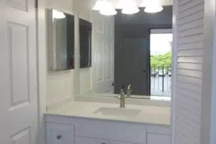 738 Executive Center Dr, West Palm Beach, FL 33401 - Photo 9