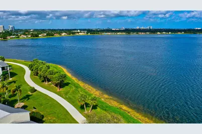 738 Executive Center Drive #35, West Palm Beach, FL 33401 - Photo 17