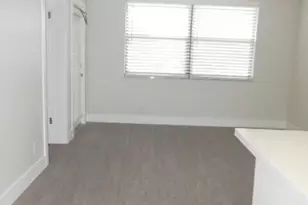 738 Executive Center Dr, West Palm Beach, FL 33401 - Photo 5