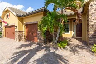 3399 Siena Cir, Wellington, FL 33414 - Photo 5