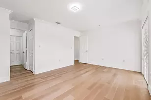 11475 NW 94th Pl, Hialeah Gardens, FL 33018 - Photo 13