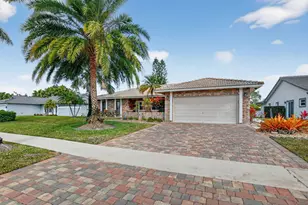 10294 Crosswind Rd, Boca Raton, FL 33498 - Photo 3