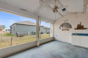 5718 NW North Macedo Blvd, Port Saint Lucie, FL 34983 - Photo 21