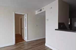 492 NW 165th St Rd, Miami, FL 33169 - Photo 9