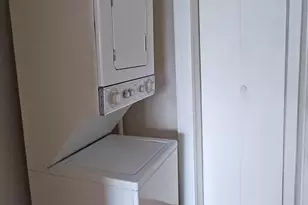 492 NW 165th St Rd, Miami, FL 33169 - Photo 21