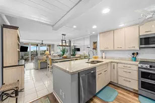 7 Royal Palm Way, Boca Raton, FL 33432 - Photo 3