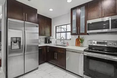 17 Columbia Court, Deerfield Beach, FL 33442 - Photo 11