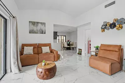 17 Columbia Court, Deerfield Beach, FL 33442 - Photo 9