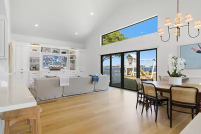 2308 Embassy Drive, West Palm Beach, FL 33401 - Photo 9