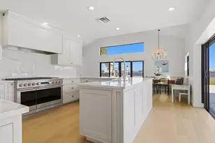 2308 Embassy Dr, West Palm Beach, FL 33401 - Photo 7