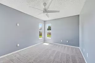 826 SE Quiescent Ln, Port Saint Lucie, FL 34983 - Photo 27