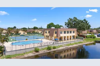 42 Springdale Circle, Palm Springs, FL 33461 - Photo 1