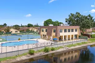 42 Springdale Cir, Palm Springs, FL 33461 - Photo 1