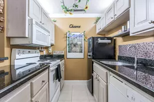 30 Crossings Cir, Boynton Beach, FL 33435 - Photo 7