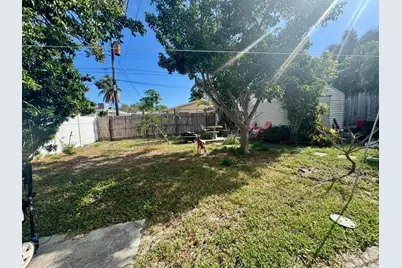 1322 N M Street, Lake Worth Beach, FL 33460 - Photo 9