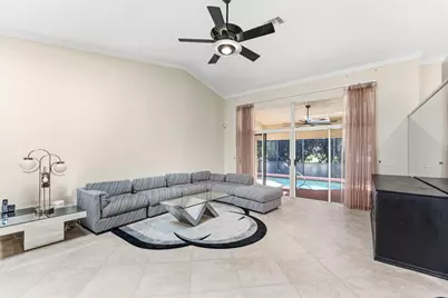 6122 Golf Villas Drive, Boynton Beach, FL 33437 - Photo 9