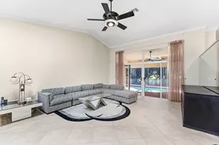 6122 Golf Villas Dr, Boynton Beach, FL 33437 - Photo 9