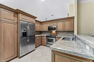 6122 Golf Villas Dr, Boynton Beach, FL 33437 - Photo 13
