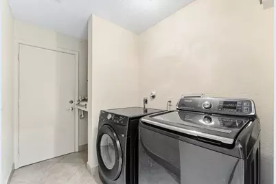 6122 Golf Villas Drive, Boynton Beach, FL 33437 - Photo 17