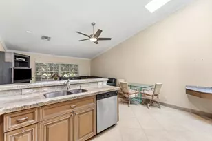 6122 Golf Villas Dr, Boynton Beach, FL 33437 - Photo 11