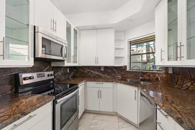 22545 Meridiana Drive, Boca Raton, FL 33433 - Photo 9