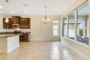 10288 SW Yellowwood Ave, Port Saint Lucie, FL 34987 - Photo 17