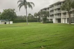 2621 Village Blvd, West Palm Beach, FL 33409 - Photo 5