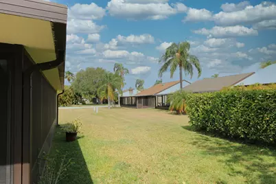 2313 SE Breckenridge Circle, Port Saint Lucie, FL 34952 - Photo 3
