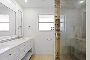 486 NW 1st St, Boca Raton, FL 33432 - Photo 17