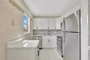 162 Sheffield G, West Palm Beach, FL 33417 - Photo 9