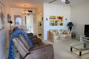 2840 Cynthia Ln, Lake Worth Beach, FL 33461 - Photo 17