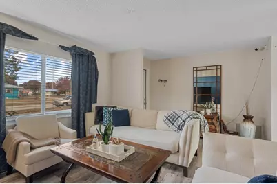 3201 Kentucky Avenue, Fort Pierce, FL 34947 - Photo 9