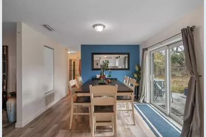 3201 Kentucky Avenue, Fort Pierce, FL 34947 - Photo 13