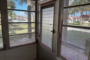 145 Lake Evelyn Dr, West Palm Beach, FL 33411 - Photo 17