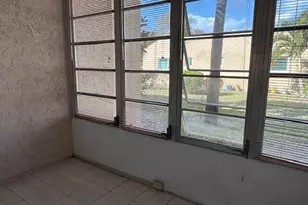 145 Lake Evelyn Dr, West Palm Beach, FL 33411 - Photo 15
