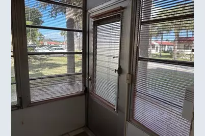 145 Lake Evelyn Drive, West Palm Beach, FL 33411 - Photo 17