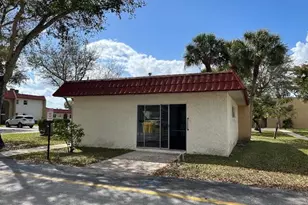 145 Lake Evelyn Dr, West Palm Beach, FL 33411 - Photo 19