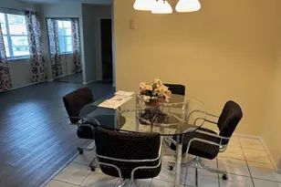 145 Lake Evelyn Dr, West Palm Beach, FL 33411 - Photo 9