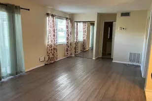 145 Lake Evelyn Dr, West Palm Beach, FL 33411 - Photo 3