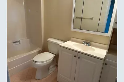 145 Lake Evelyn Drive, West Palm Beach, FL 33411 - Photo 13