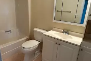 145 Lake Evelyn Dr, West Palm Beach, FL 33411 - Photo 13