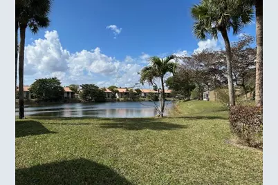 145 Lake Evelyn Drive, West Palm Beach, FL 33411 - Photo 17