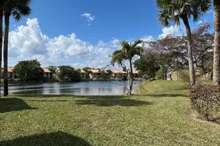 145 Lake Evelyn Dr, West Palm Beach, FL 33411 - Photo 17