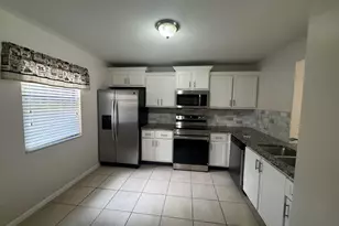 2505 Lakeview Cir, West Palm Beach, FL 33411 - Photo 3