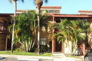 2505 Lakeview Cir, West Palm Beach, FL 33411 - Photo 1