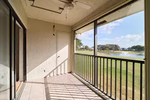 12790 Briarlake Dr, Palm Beach Gardens, FL 33418 - Photo 5